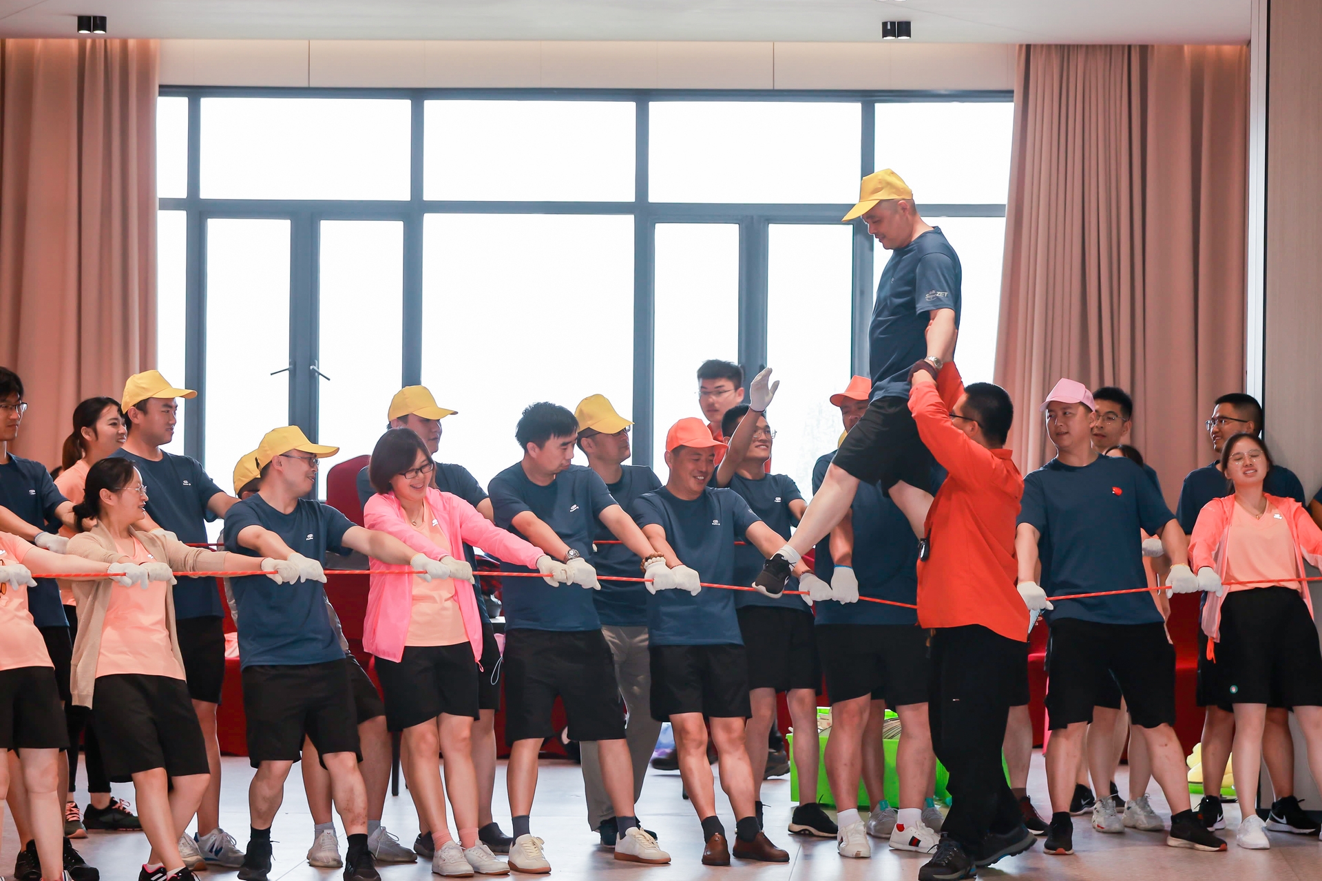 十八正青春 十八恰风华 ——恒峰g22 18 周年庆典圆满闭幕