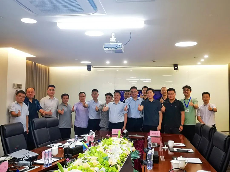 同频共振 合作共赢 | 恒峰g22股份与白云电气签定战术合作框架和谈
